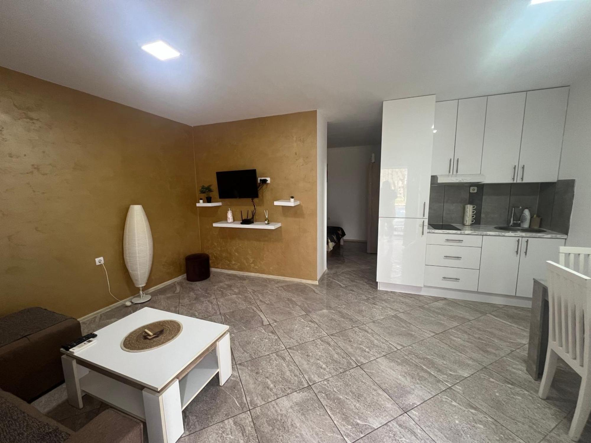 Aurora Apartment Сомбор Экстерьер фото